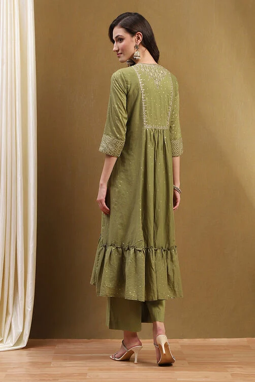 Women Green Cotton Printed Festive Gathered Suit Set - Image 3