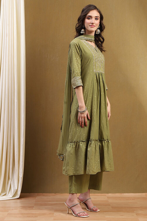 Women Green Cotton Printed Festive Gathered Suit Set - Image 2