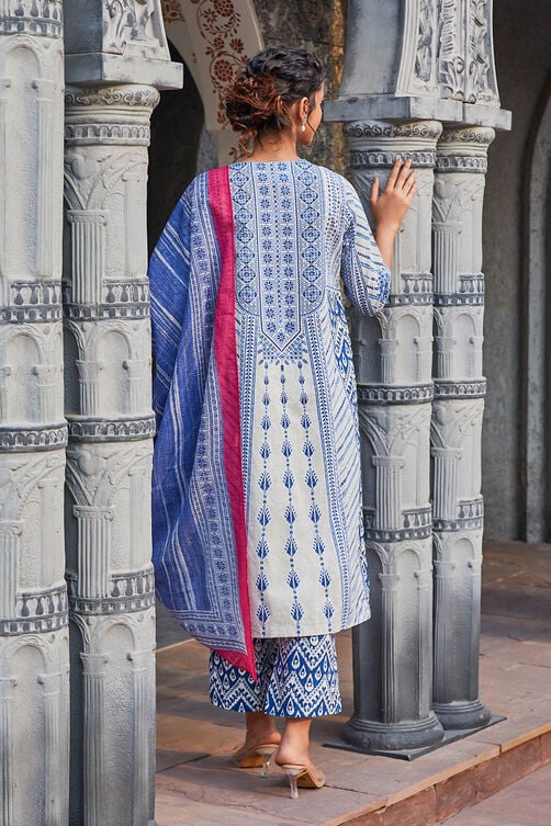 Women Blue Cotton Straight Suit Set - Image 3